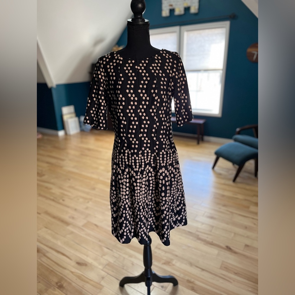 Danny and Nicole - Cute black and cream colored polka dot dress Size 10